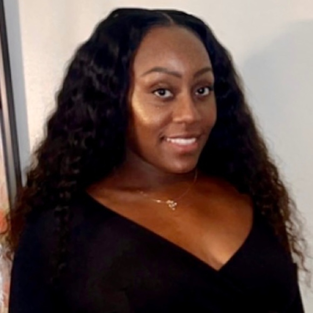 Meet your Posher, Imani